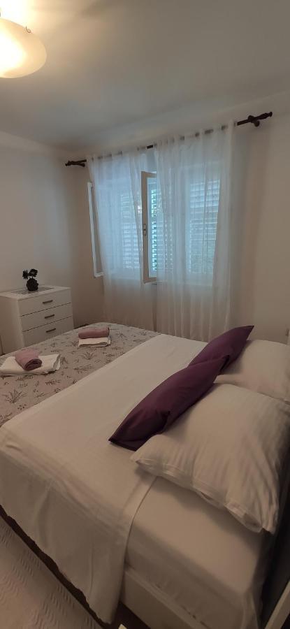 Pahljina Apartments Palit Exteriör bild